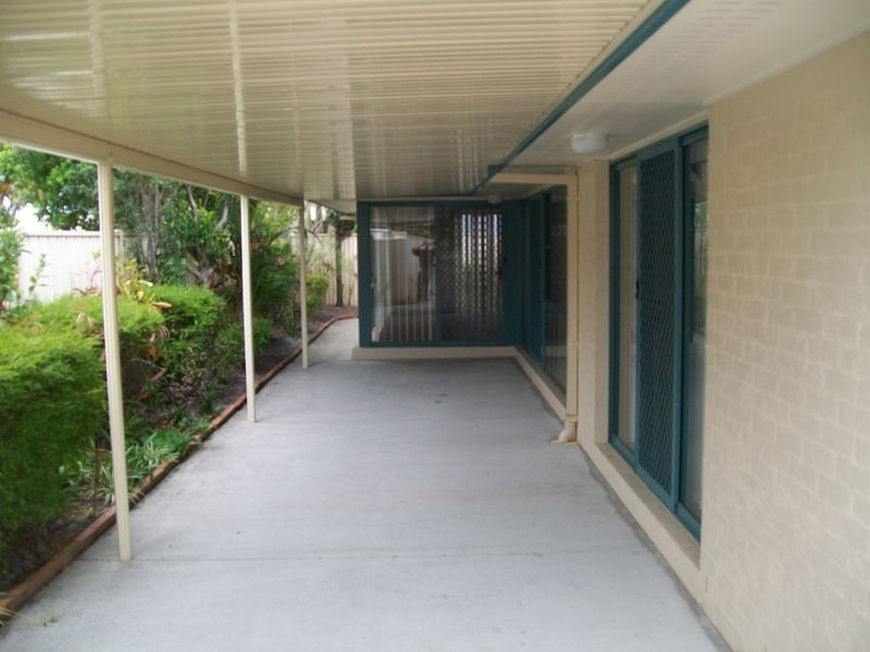 212 Endeavour Drive, Banksia Beach QLD 4507