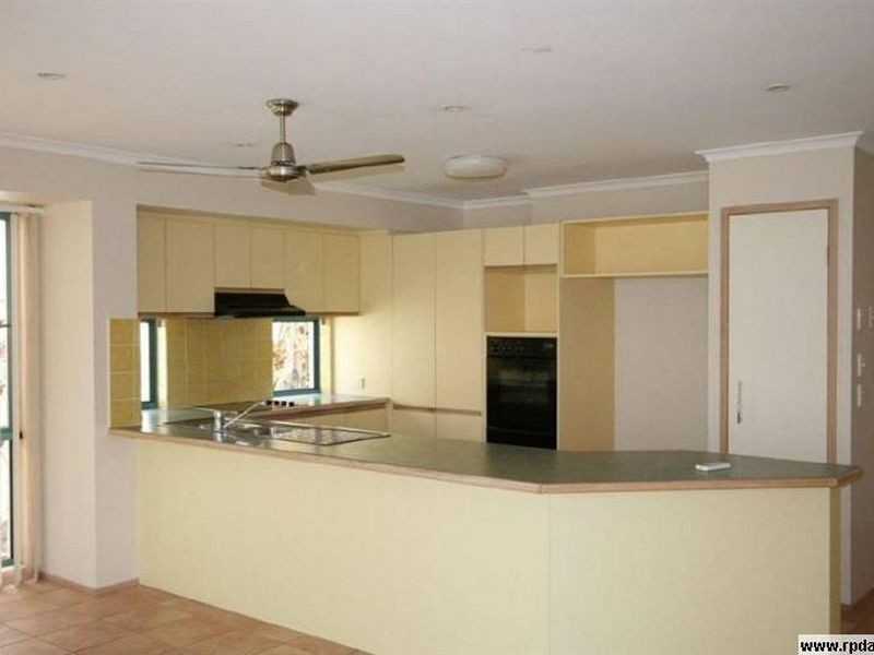 212 Endeavour Drive, Banksia Beach QLD 4507