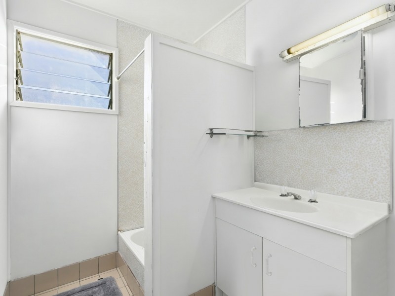 8 Kittyhawk Street, Bongaree QLD 4507