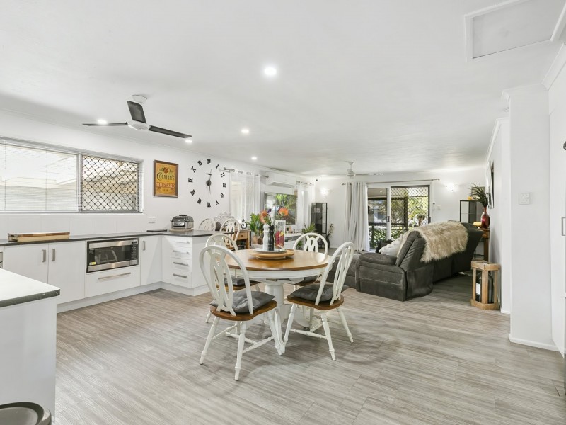 51 Kangaroo Avenue, Bongaree QLD 4507
