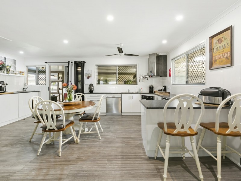 51 Kangaroo Avenue, Bongaree QLD 4507