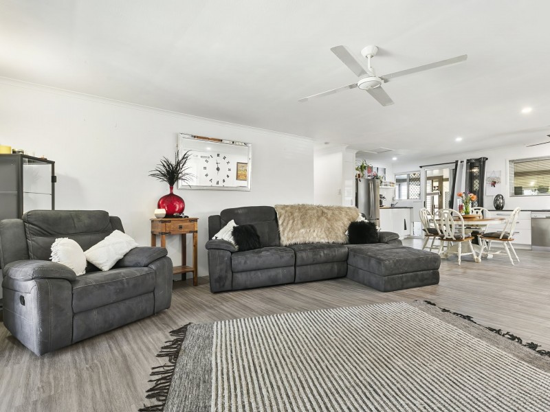 51 Kangaroo Avenue, Bongaree QLD 4507