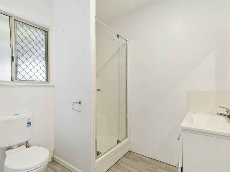 51 Kangaroo Avenue, Bongaree QLD 4507