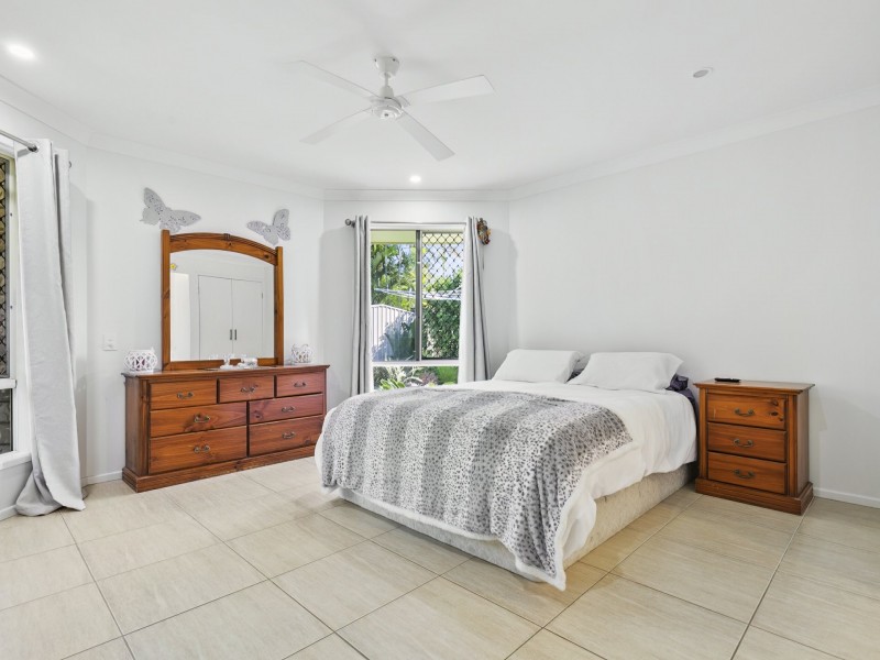 14 Bondi Court, Sandstone Point QLD 4511