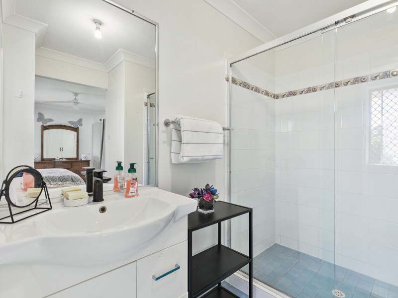 14 Bondi Court, Sandstone Point QLD 4511