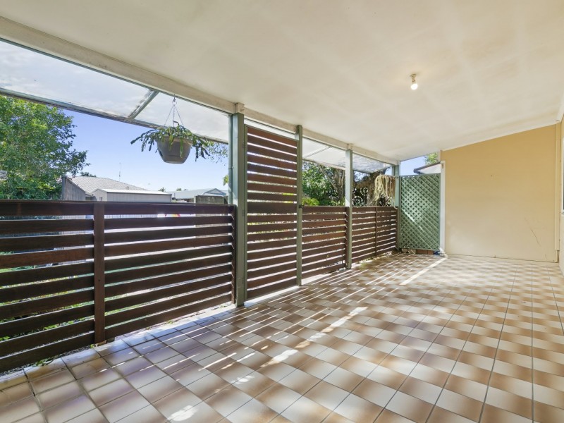 2/1 Sixth Avenue, Woorim QLD 4507