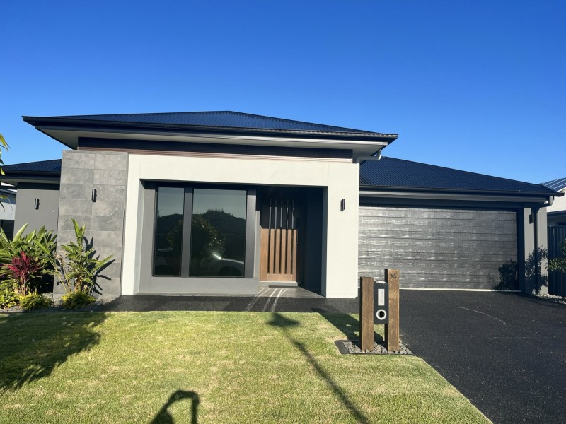 34 Callisia Crescent, Banksia Beach QLD 4507