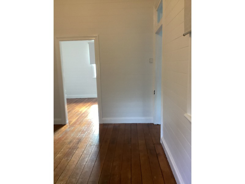 2 Bishop Road, Beachmere QLD 4510