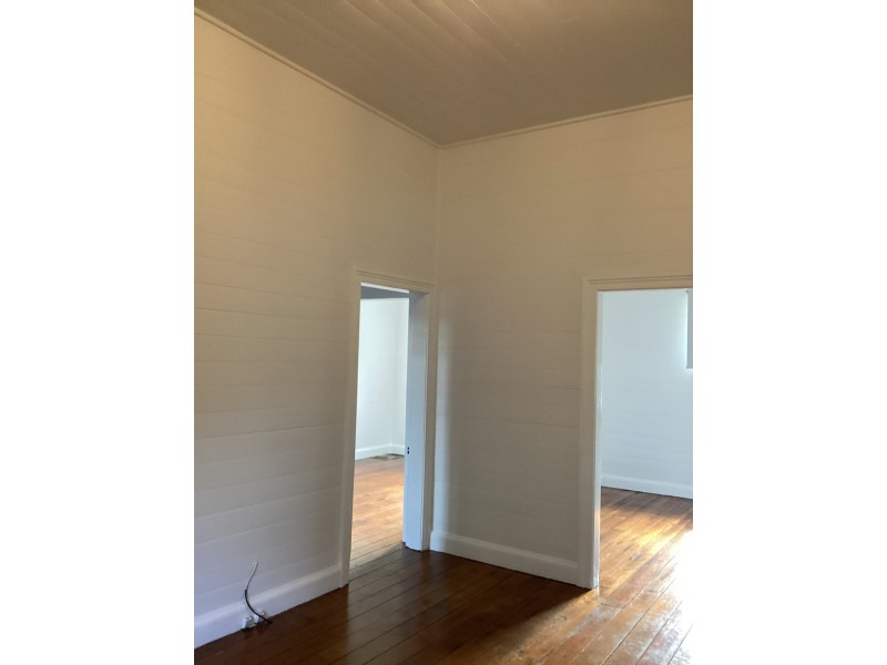 2 Bishop Road, Beachmere QLD 4510