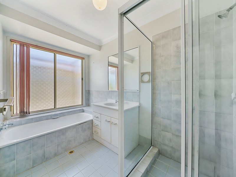 52 Wattle Avenue, Bongaree QLD 4507