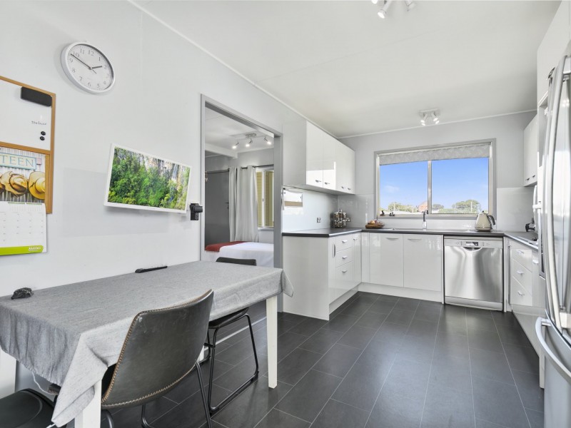 16 Gidya Avenue, Bongaree QLD 4507