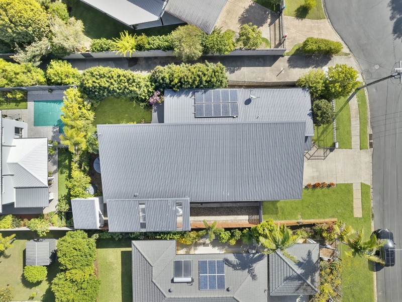 17 Captain Cook Drive, Banksia Beach QLD 4507