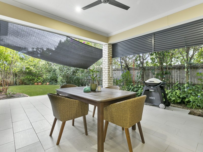 17 Captain Cook Drive, Banksia Beach QLD 4507