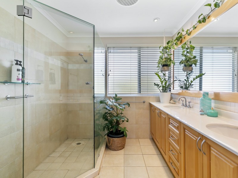 8A/16 Spinnaker Drive, Sandstone Point QLD 4511