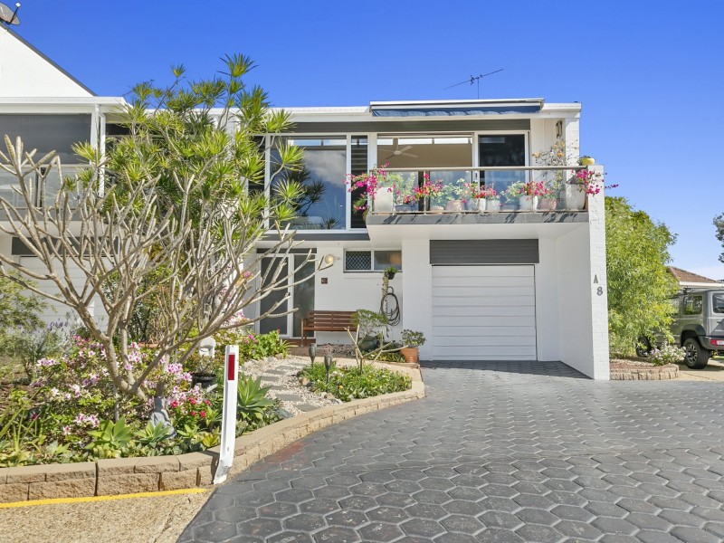 8A/16 Spinnaker Drive, Sandstone Point QLD 4511