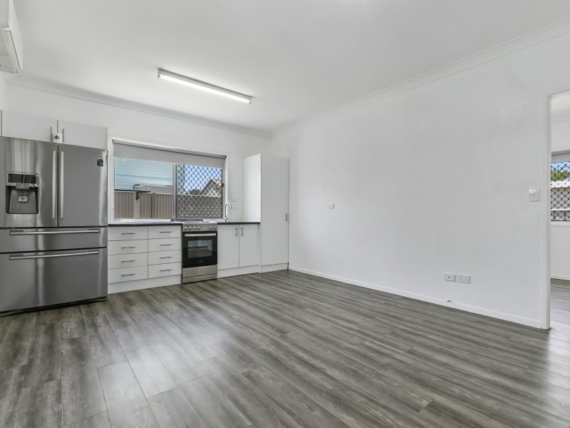 12 Dianthus Avenue, Banksia Beach QLD 4507