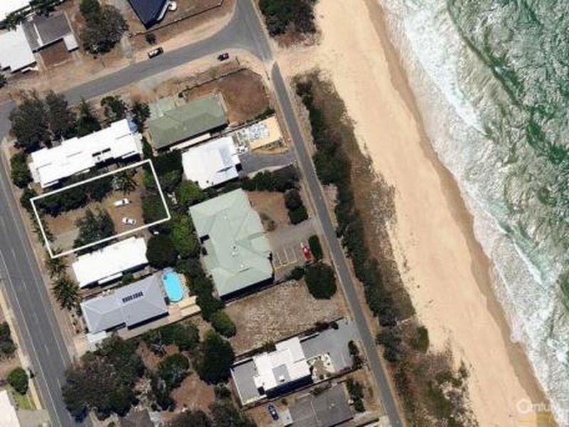 33 North Street, Woorim QLD 4507