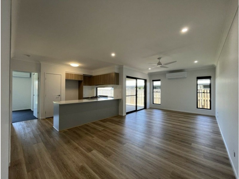 17 Newell Street, Ningi QLD 4511