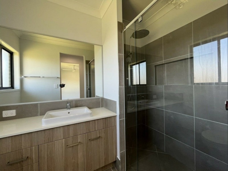 17 Newell Street, Ningi QLD 4511