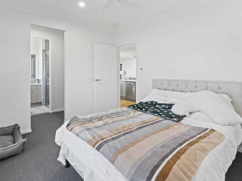 17 Newell Street, Ningi QLD 4511