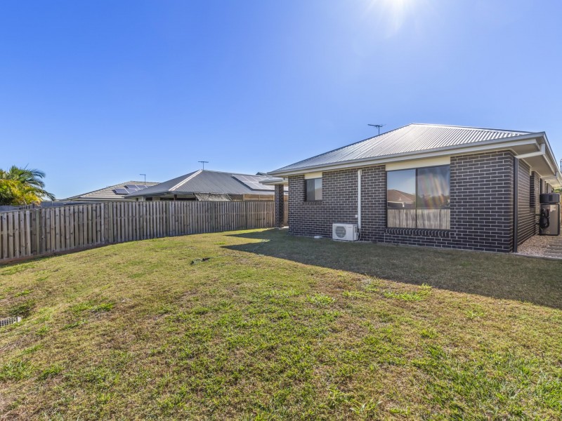 17 Newell Street, Ningi QLD 4511