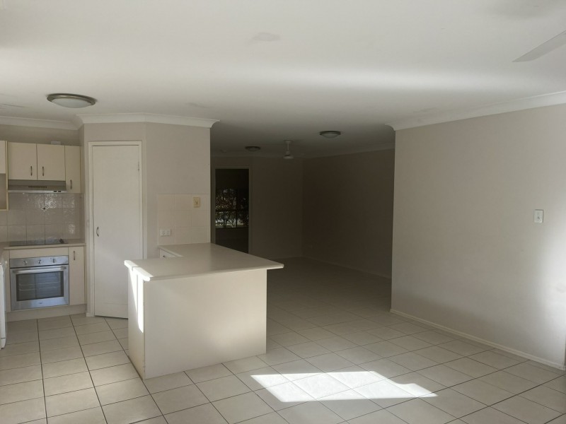 23 Corrimal Place, Sandstone Point QLD 4511