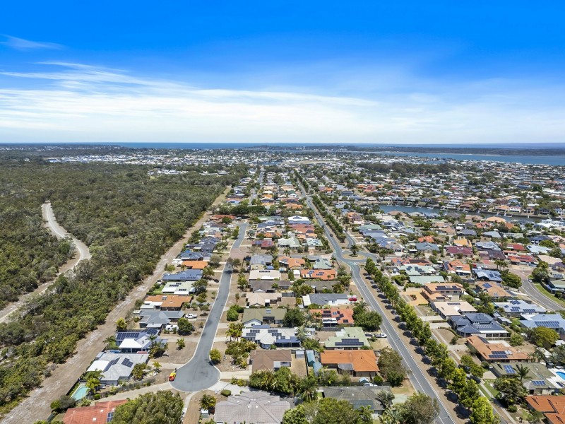 19 Winch Court, Banksia Beach QLD 4507