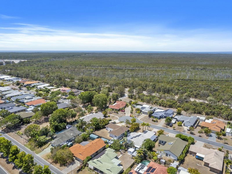 19 Winch Court, Banksia Beach QLD 4507