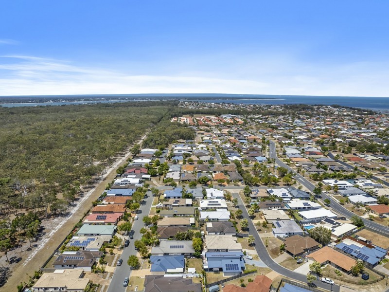 23 Corrimal Place, Sandstone Point QLD 4511