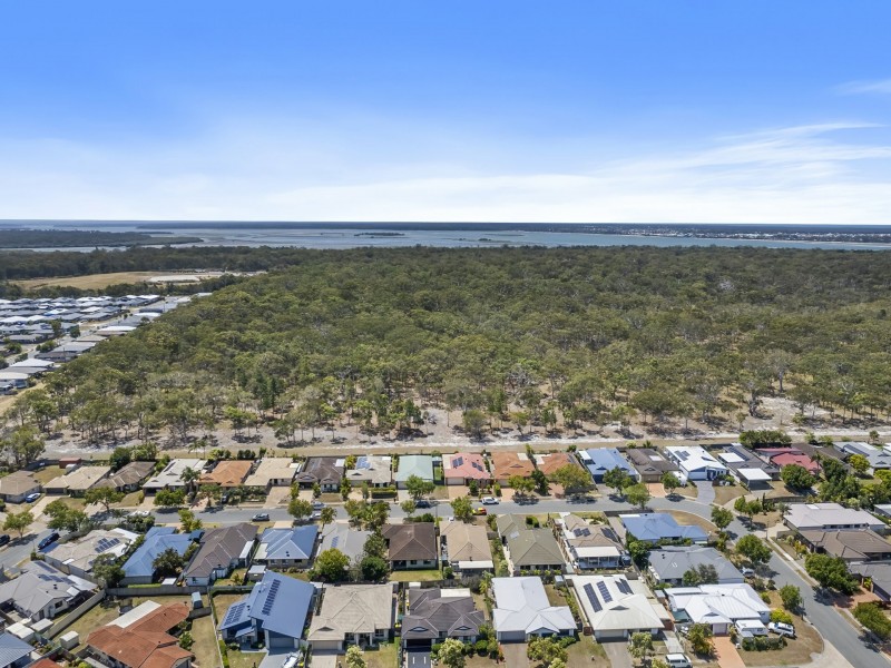 23 Corrimal Place, Sandstone Point QLD 4511