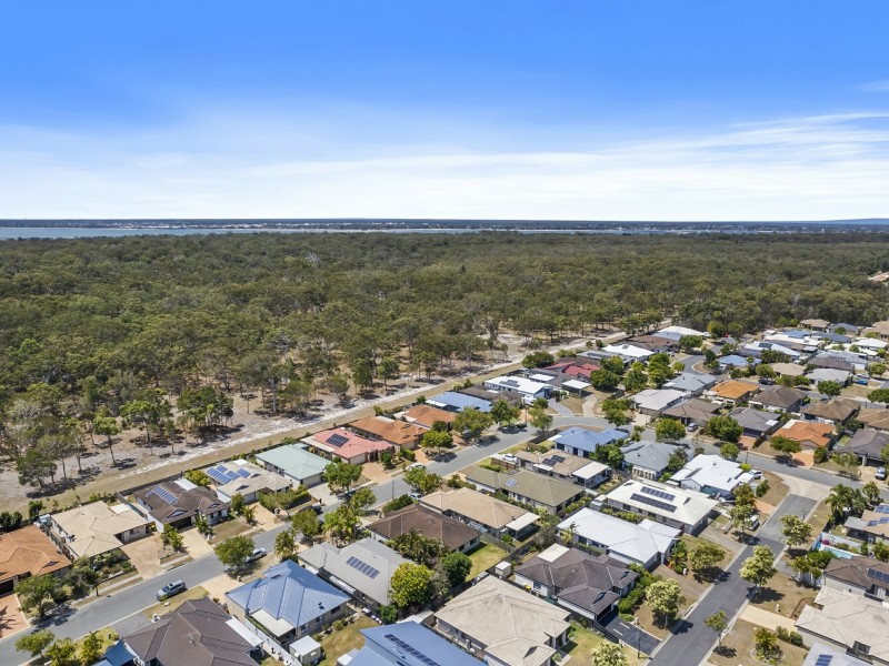 23 Corrimal Place, Sandstone Point QLD 4511