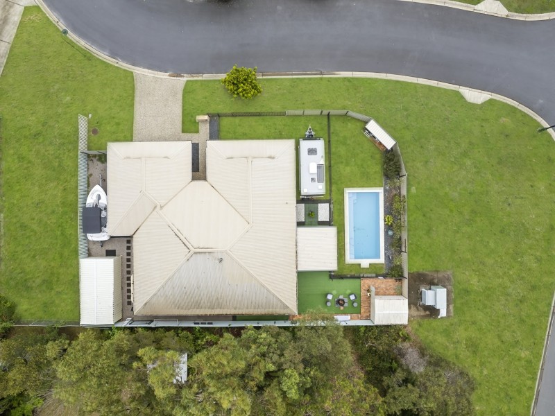 1 Sinclair Place, Ningi QLD 4511