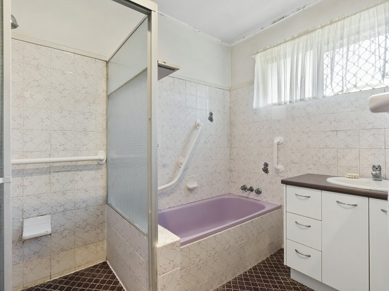 47 Spowers Street, Bongaree QLD 4507