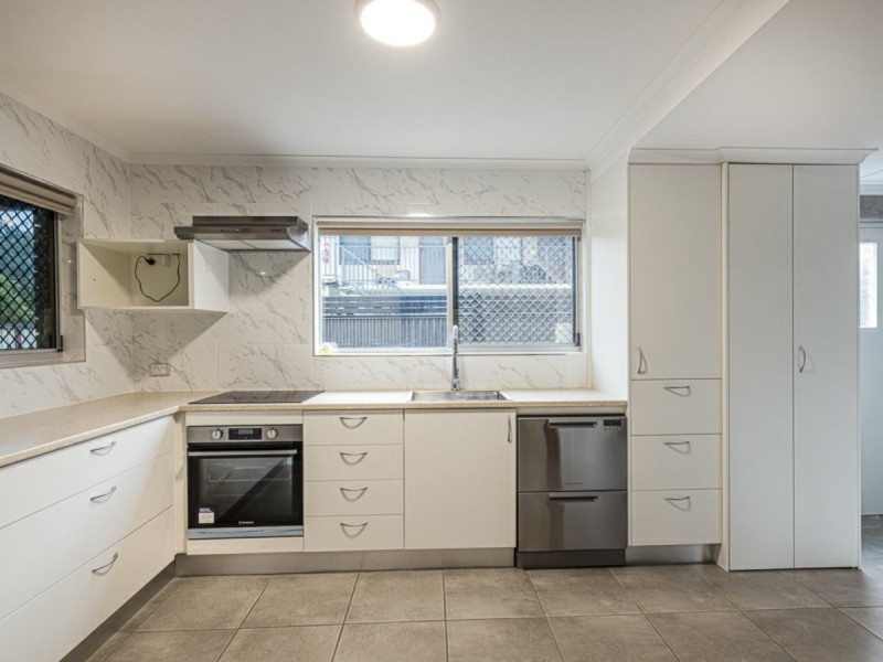 4/32 Bestman Ave, Bongaree QLD 4507