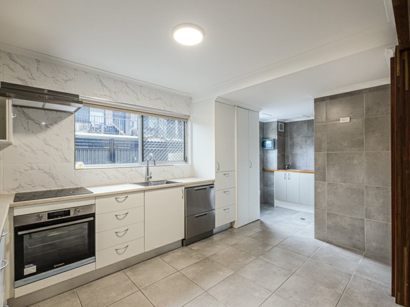 4/32 Bestman Ave, Bongaree QLD 4507