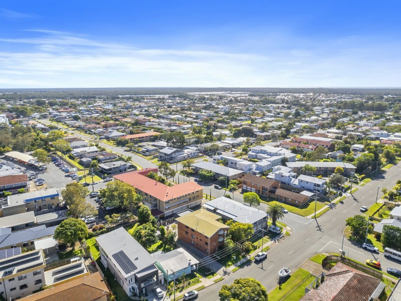 4/7 Hall Avenue, Bongaree QLD 4507