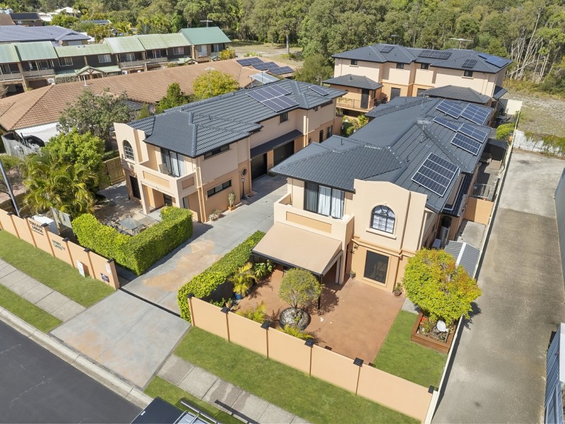 2/5 Sixth Avenue, Woorim QLD 4507