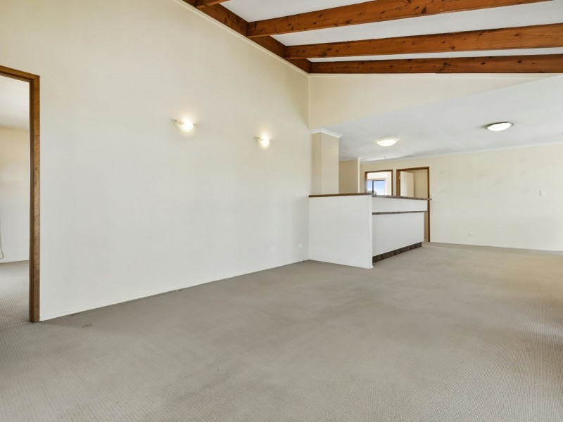 8 Burrawong Avenue, Bongaree QLD 4507