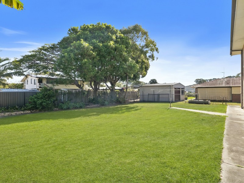 8 Burrawong Avenue, Bongaree QLD 4507