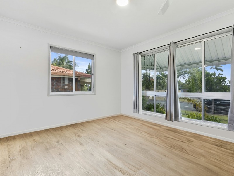 12 Avon Avenue, Banksia Beach QLD 4507