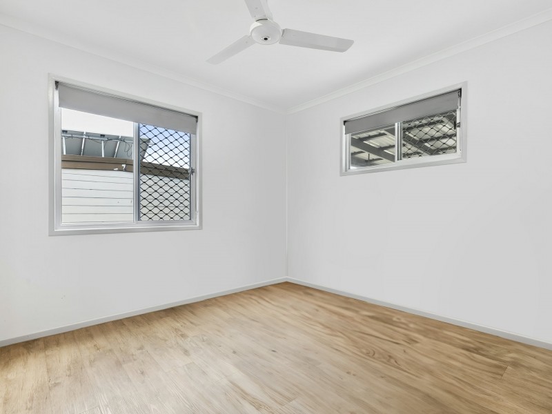 12 Avon Avenue, Banksia Beach QLD 4507
