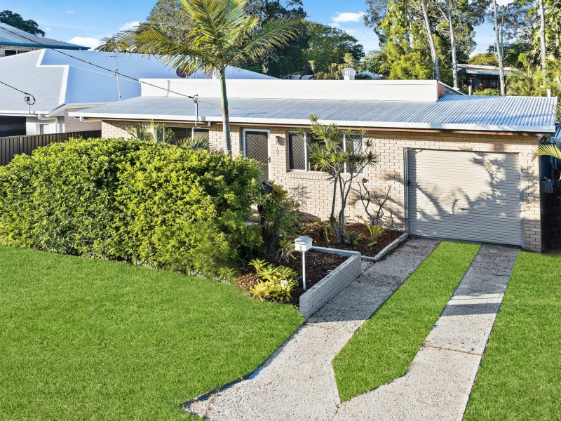 9 Hutchinson Street, Woorim QLD 4507