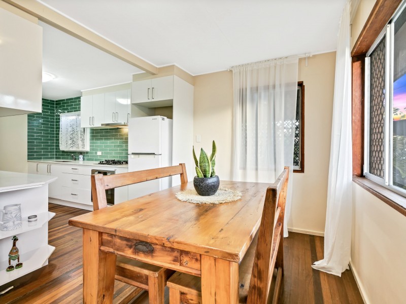 9 Hutchinson Street, Woorim QLD 4507