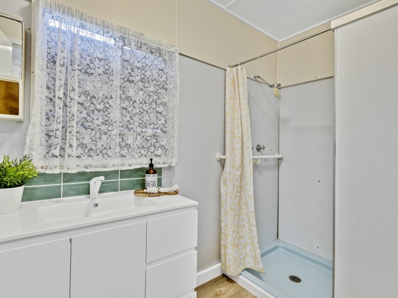9 Hutchinson Street, Woorim QLD 4507