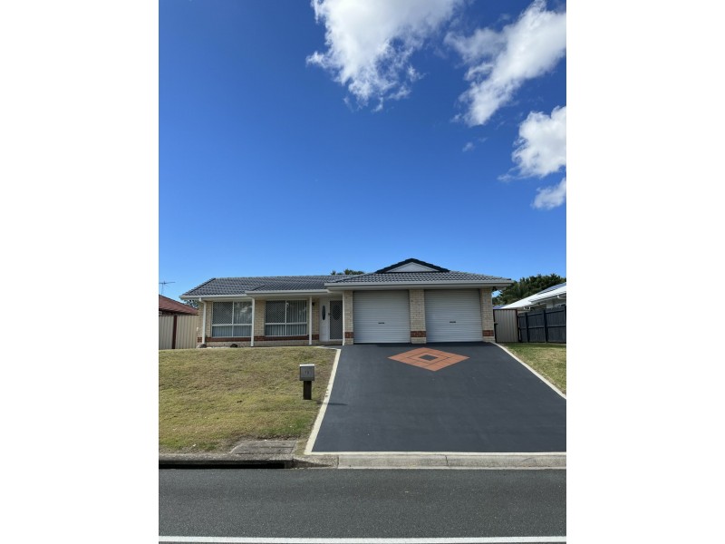 70 Avon Avenue, Banksia Beach QLD 4507