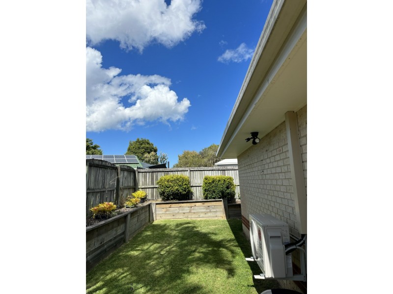 70 Avon Avenue, Banksia Beach QLD 4507