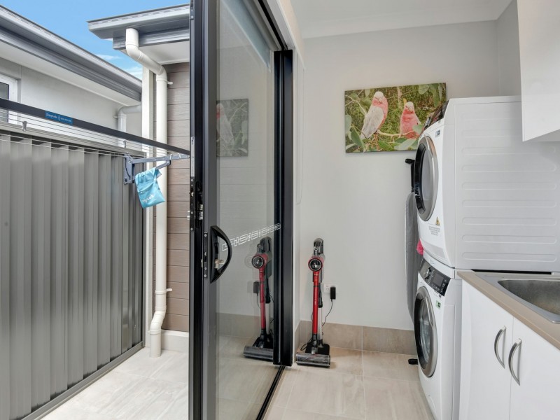214/9 Dux Drive, Bongaree QLD 4507