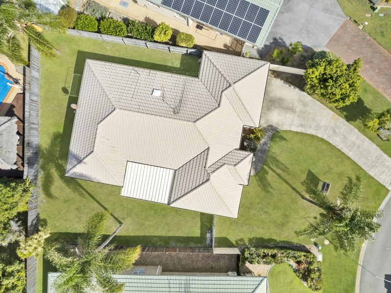 52 Topsail Circuit, Banksia Beach QLD 4507