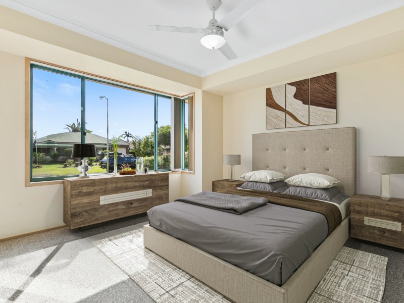 52 Topsail Circuit, Banksia Beach QLD 4507