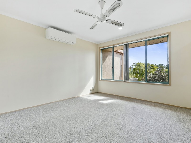 52 Topsail Circuit, Banksia Beach QLD 4507